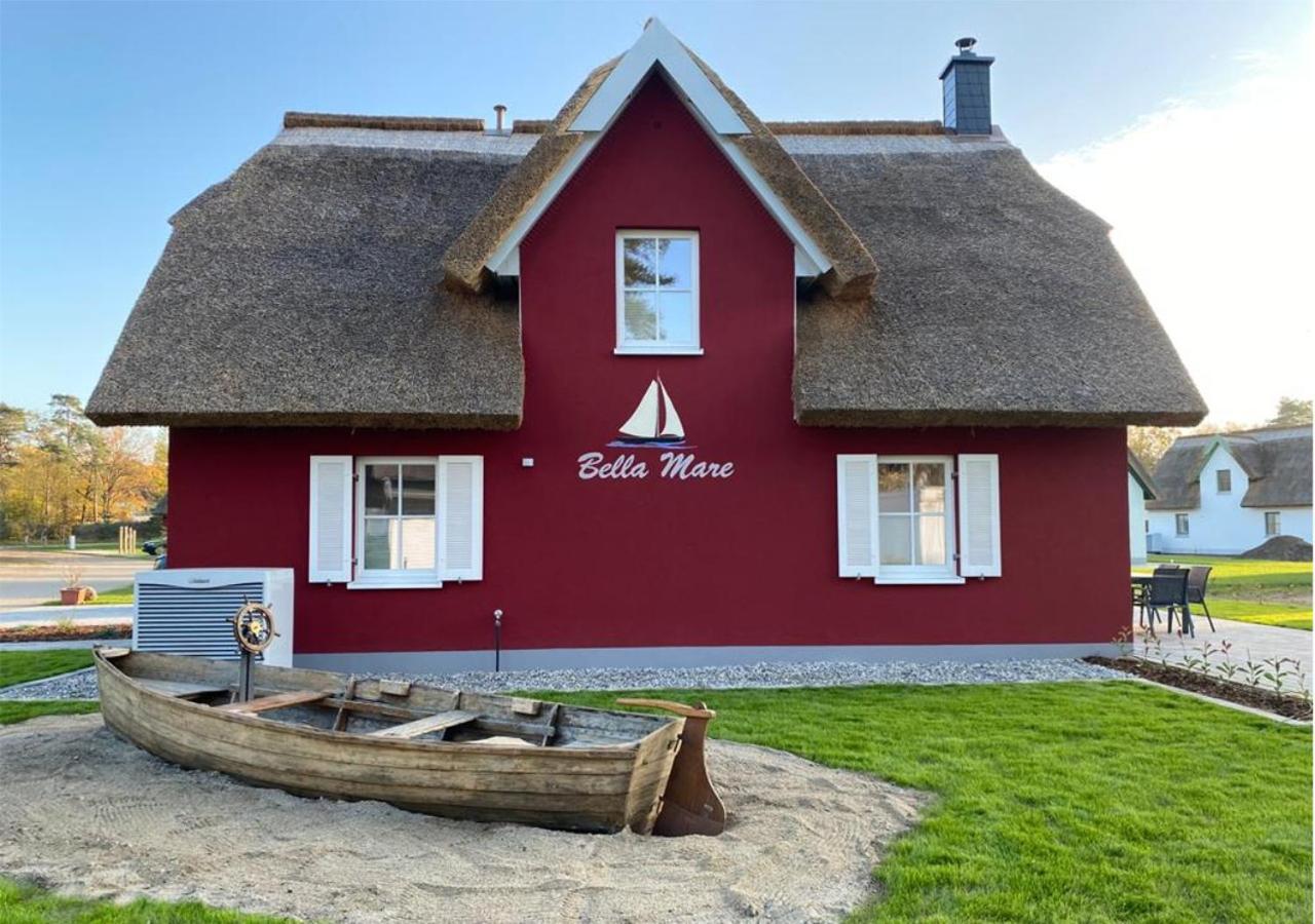 Modernes Reetdach-Ostseeferienhaus Bella Mare, Insel Usedom Mit Sauna, Kamin & Sonnenterrasse Zirchow Exterior foto